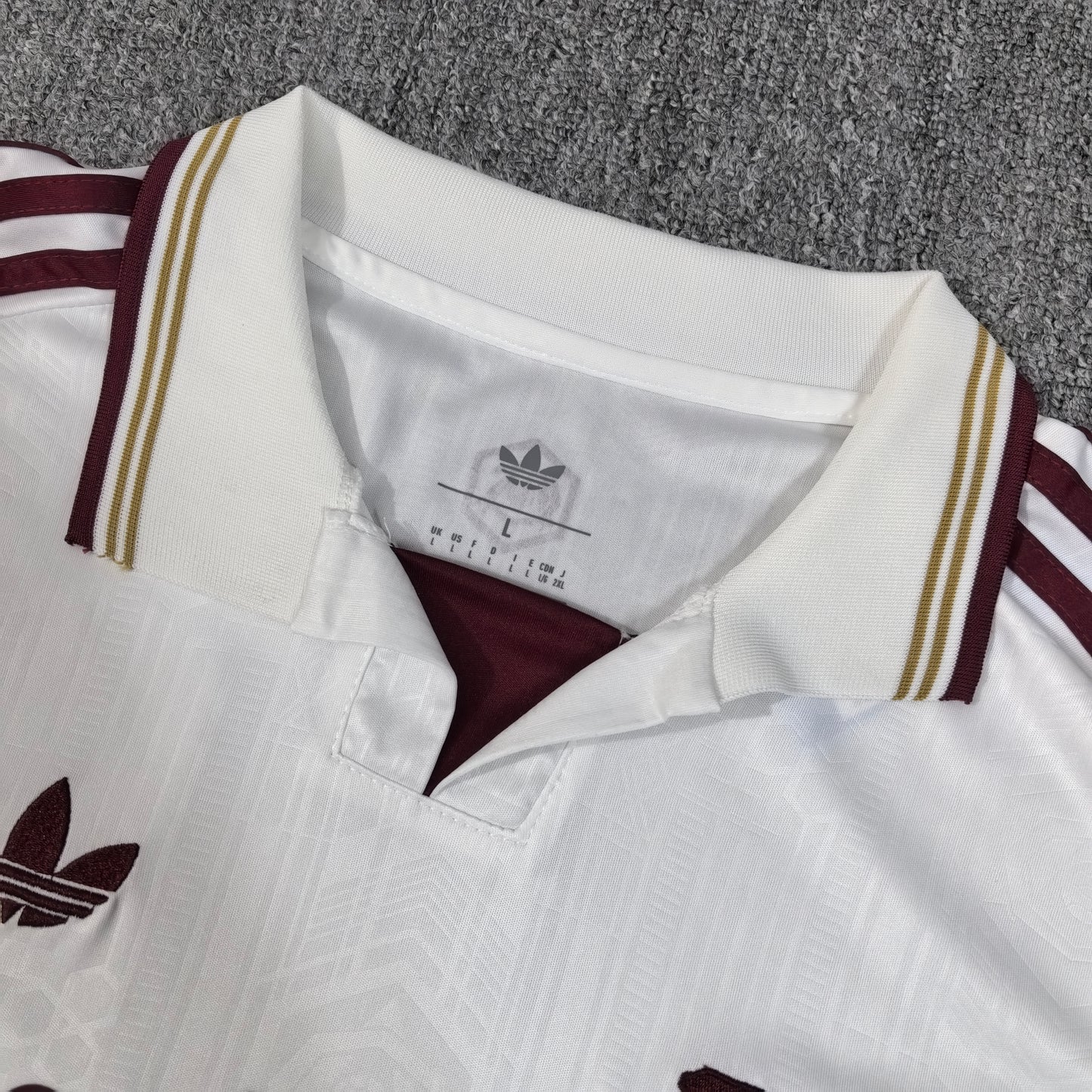 Maillot d'arsenal exterieur 25/26